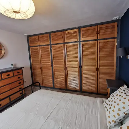 Cdz - Arteaga- Two With Queen Bed *