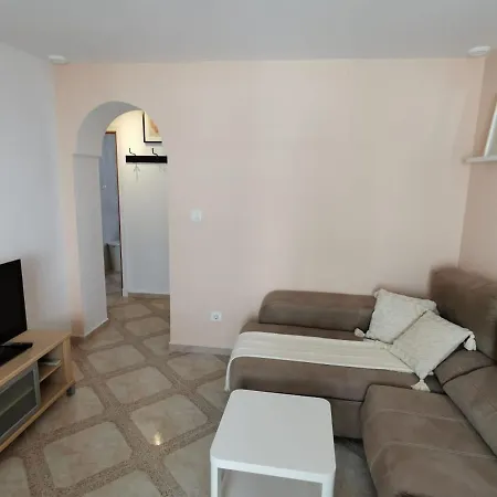 Apartment Cdz - Arteaga- Two With Queen Bed *